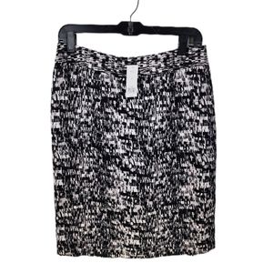 NEW $98 Banana Republic Black and white skirt